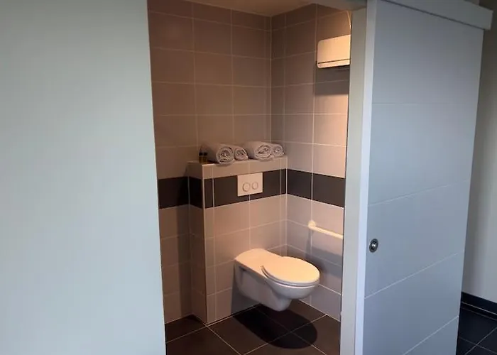 Hotel L'escale Des Hayons Esclavelles