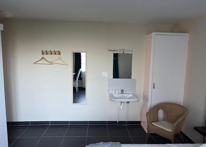 Hotel L'escale Des Hayons Esclavelles